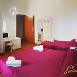 Giulia Panzió 3*